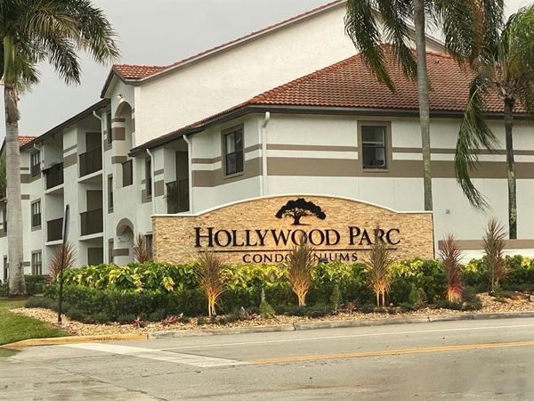 640 S Park Road, Unit 14-4, Hollywood, FL 33021