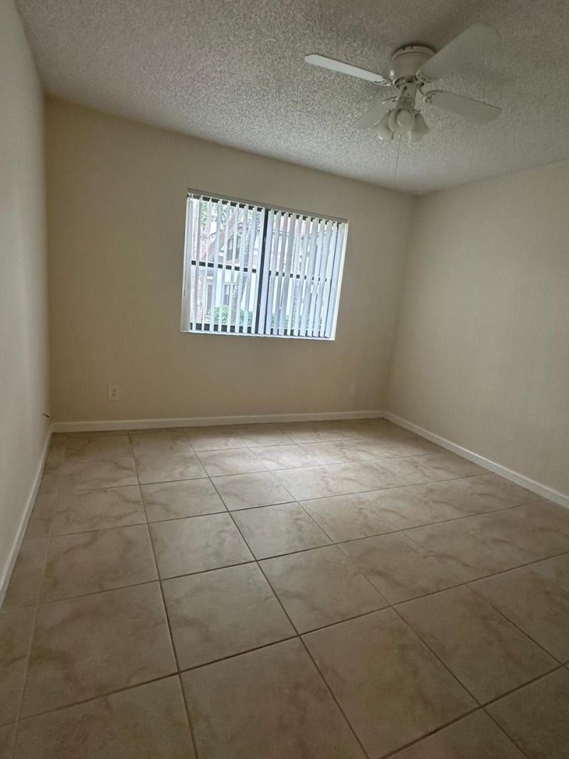 640 S Park Road, Unit 14-4, Hollywood, FL 33021 Photo
