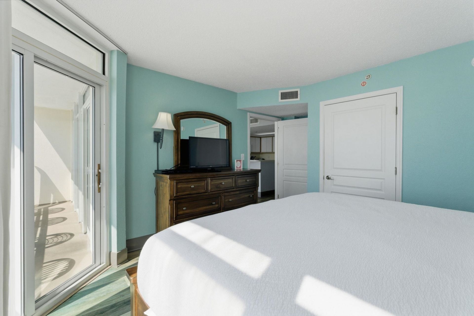 2701 S Ocean Blvd. Photo 17