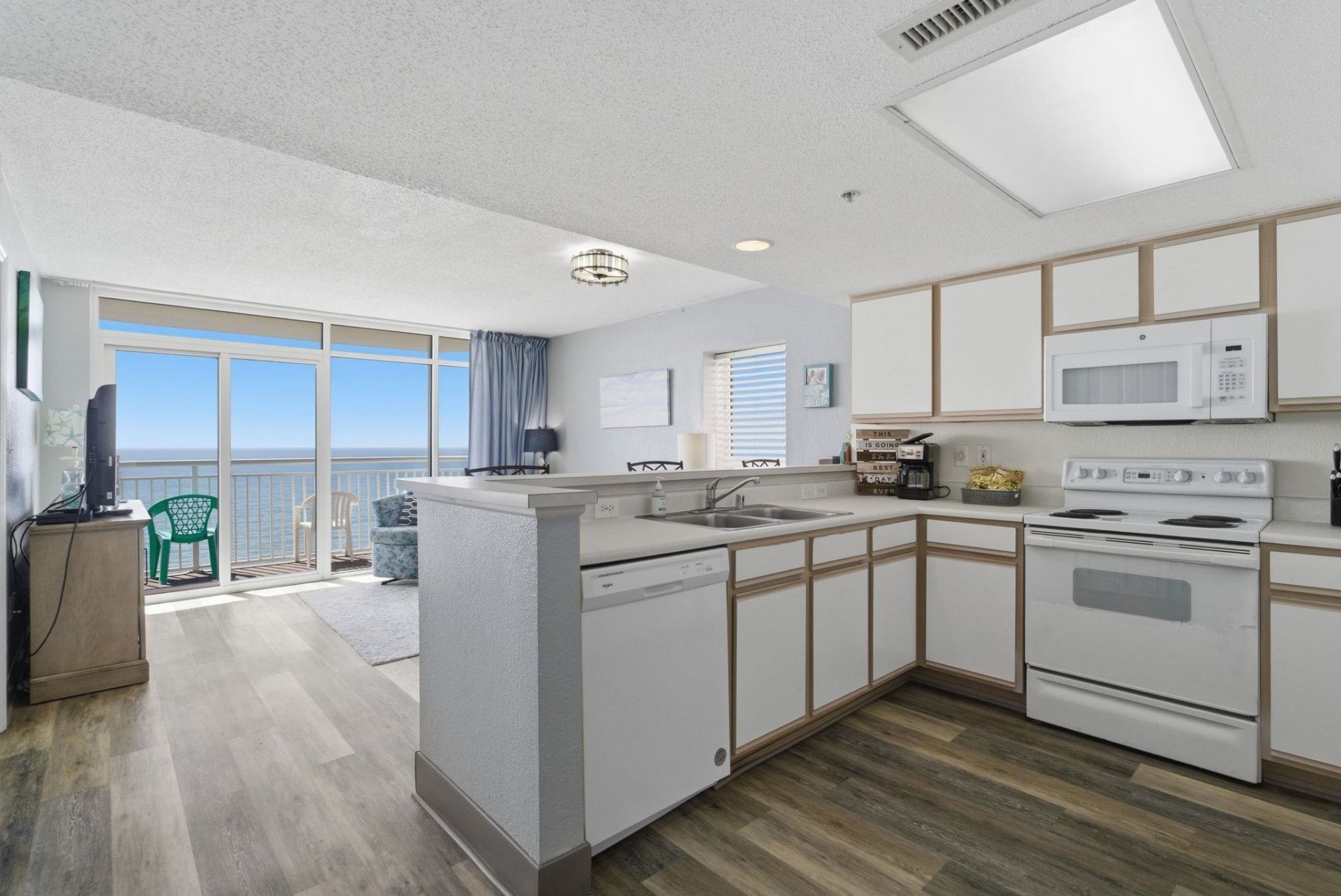 2701 S Ocean Blvd. Photo 7