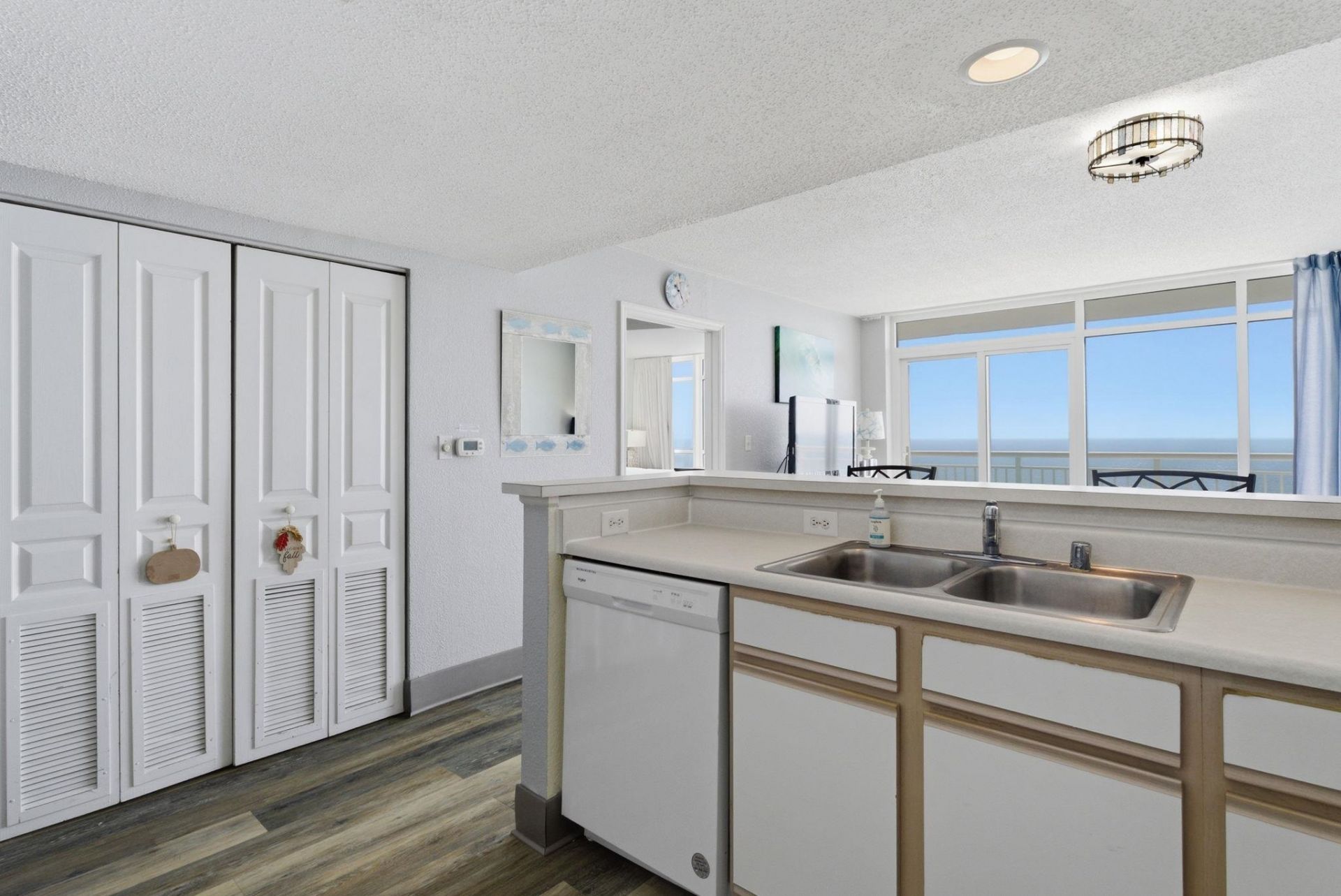 2701 S Ocean Blvd. Photo 8