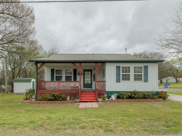 501 NW 7th Street, Checotah, OK 74426