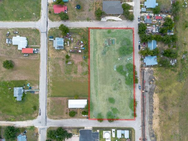 603 N Mustang ST, Granger, TX 76530