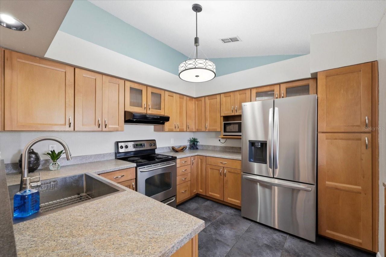 2016 58th Circle S, Saint Petersburg, FL 33712 Photo