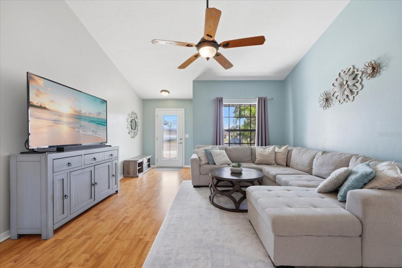 2016 58th Circle S, Saint Petersburg, FL 33712 Photo