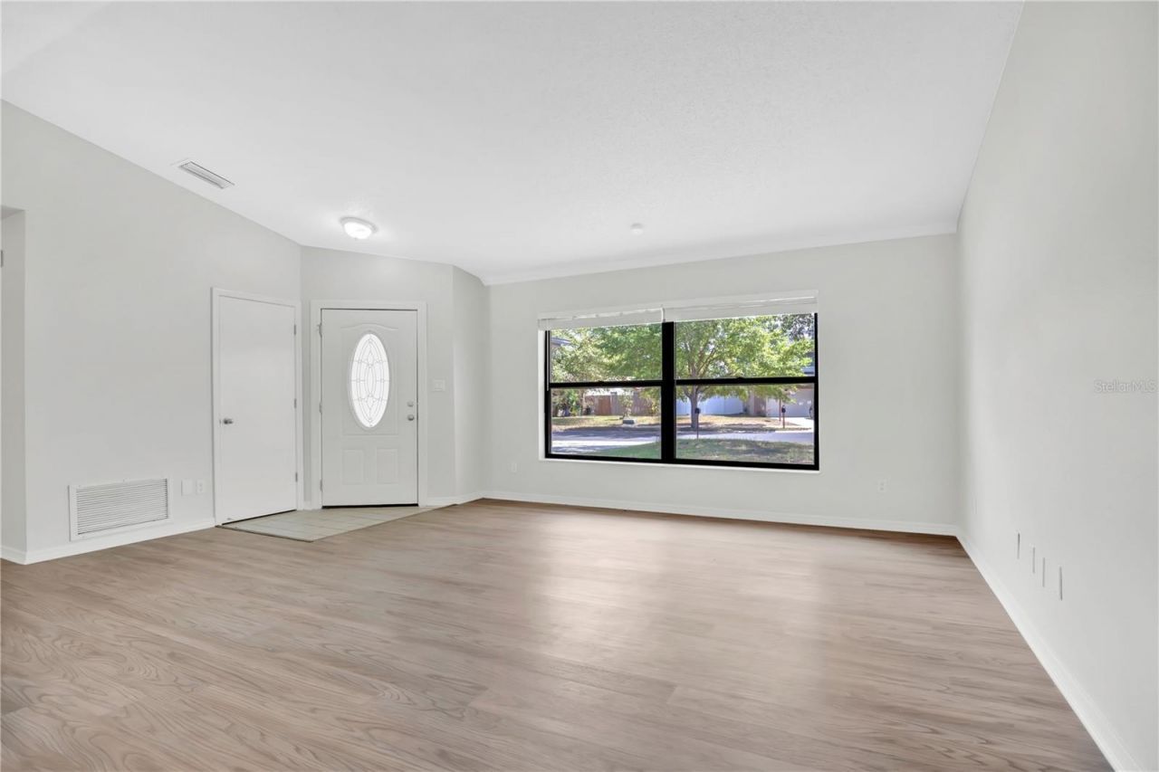 1050 Dishman Loop, Oviedo, FL 32765 Photo