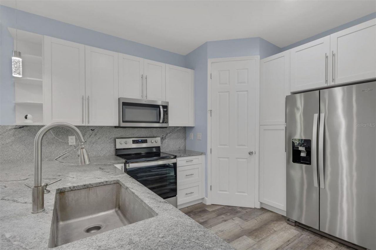2977 4th Avenue Se, Naples, FL 34117 Photo