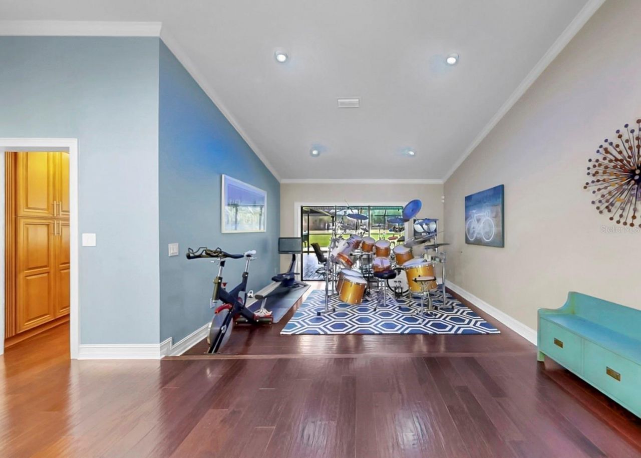 401 Penn National Road, Seffner, FL 33584 Photo