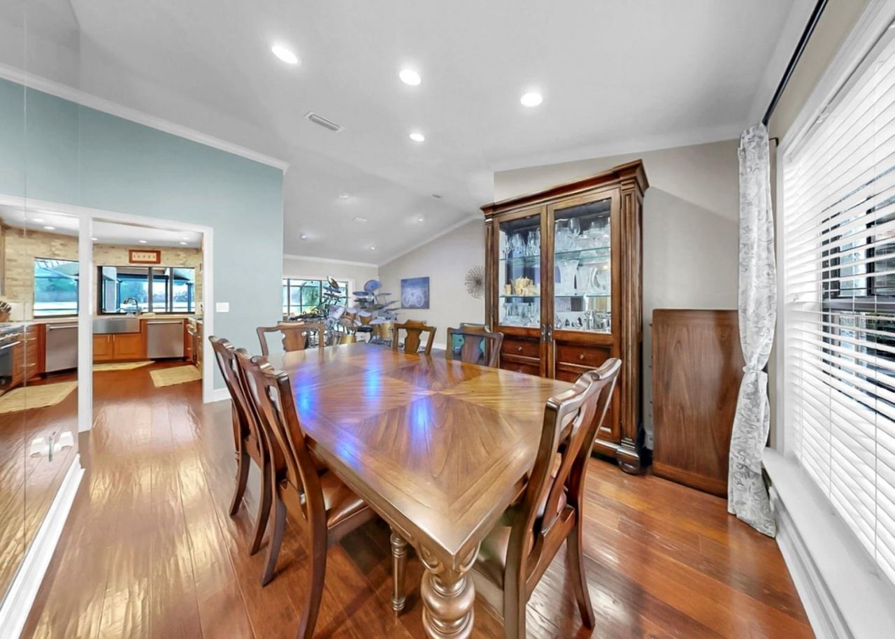 401 Penn National Road, Seffner, FL 33584 Photo