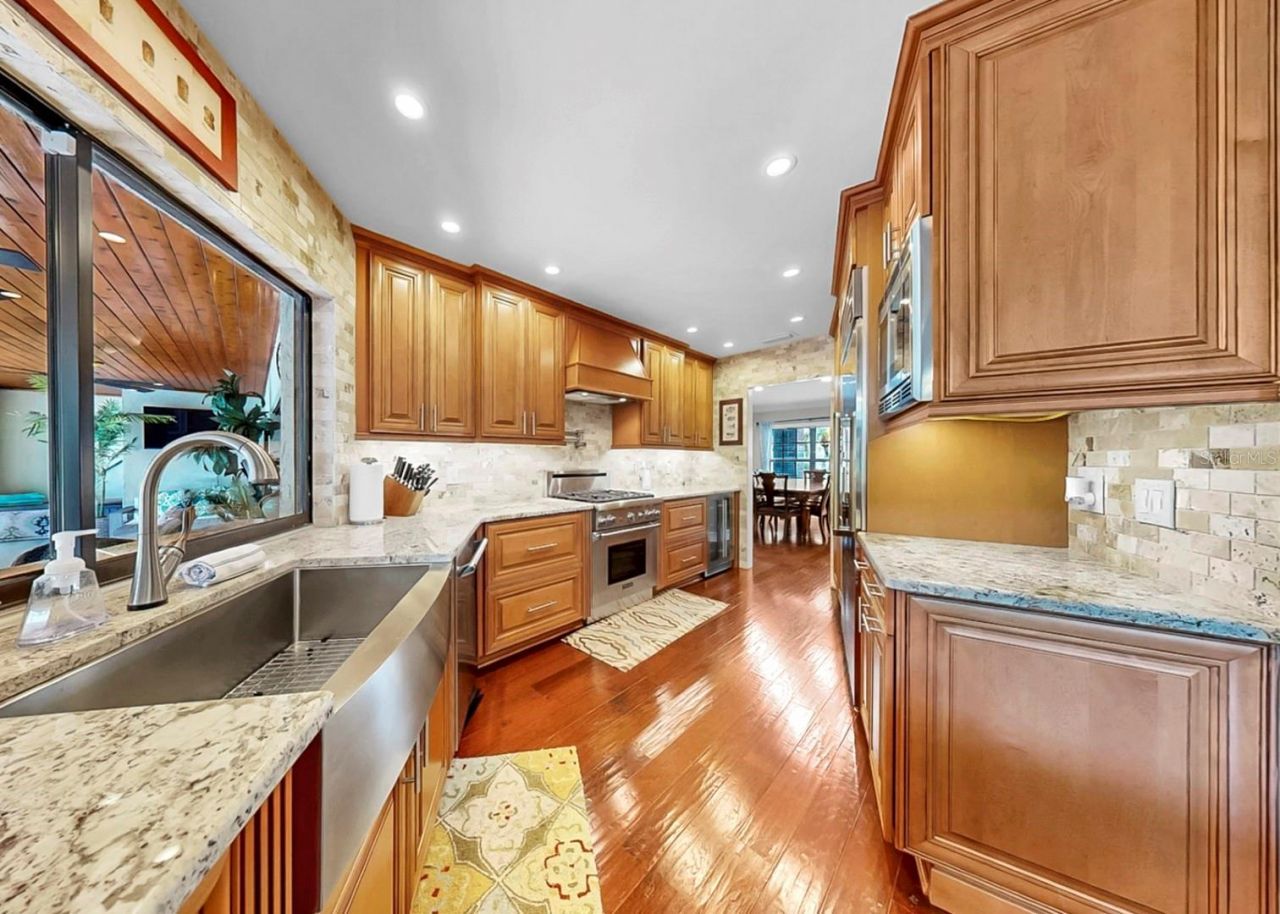 401 Penn National Road, Seffner, FL 33584 Photo