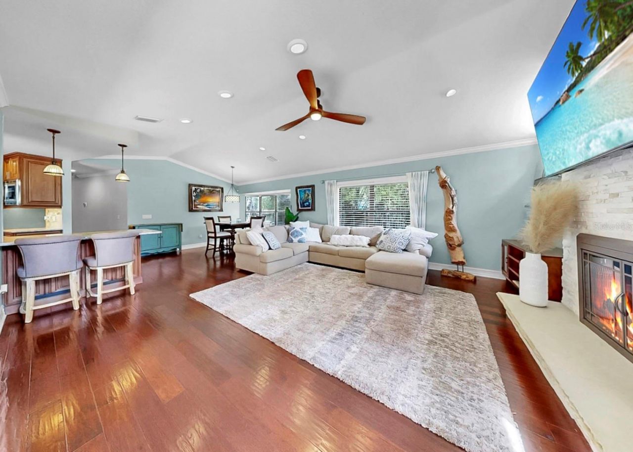 401 Penn National Road, Seffner, FL 33584 Photo