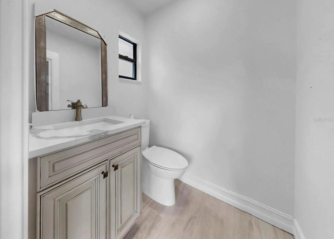 401 Penn National Road, Seffner, FL 33584 Photo