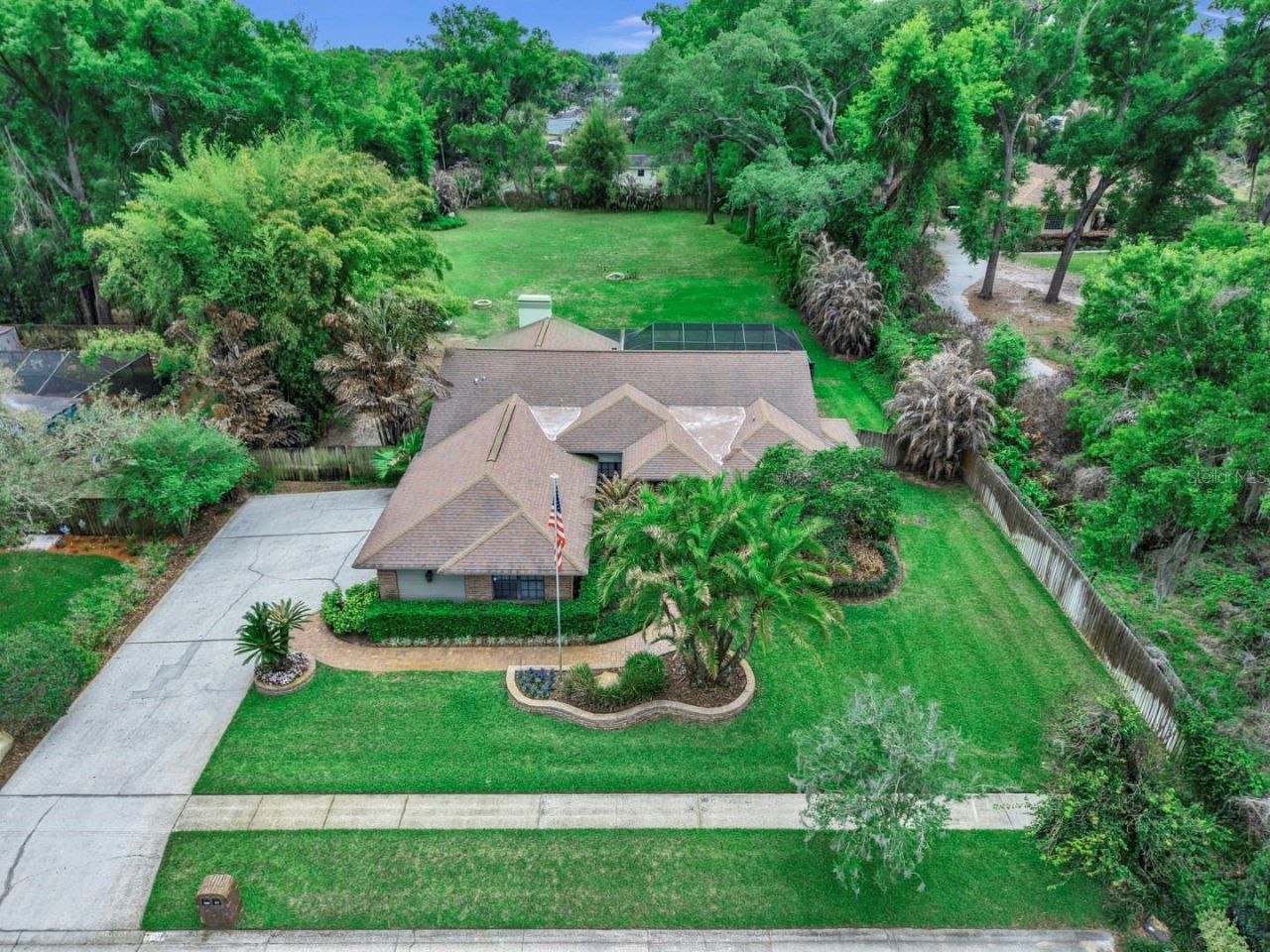 401 Penn National Road, Seffner, FL 33584 Photo