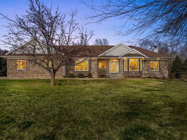 4452 Plumberry Road , Ely, IA 52227