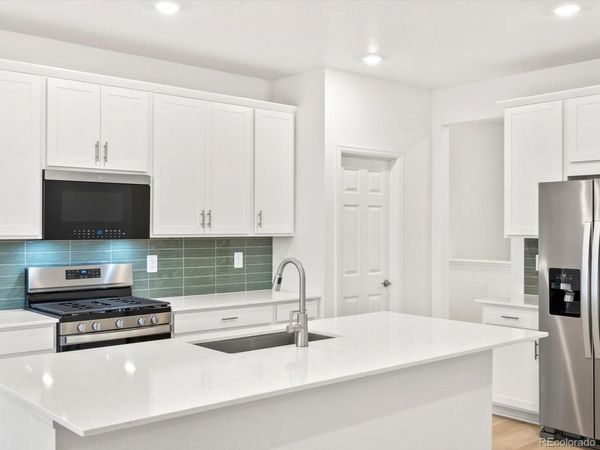 1614 Nathan River Drive , Windsor, CO 80550