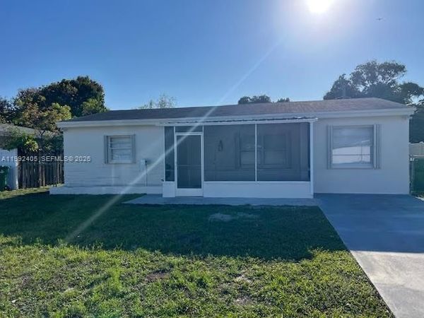 2820 SW 65th Ave , Miramar, FL 33023