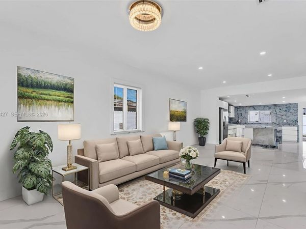 875 E 8th St , Hialeah, FL 33010