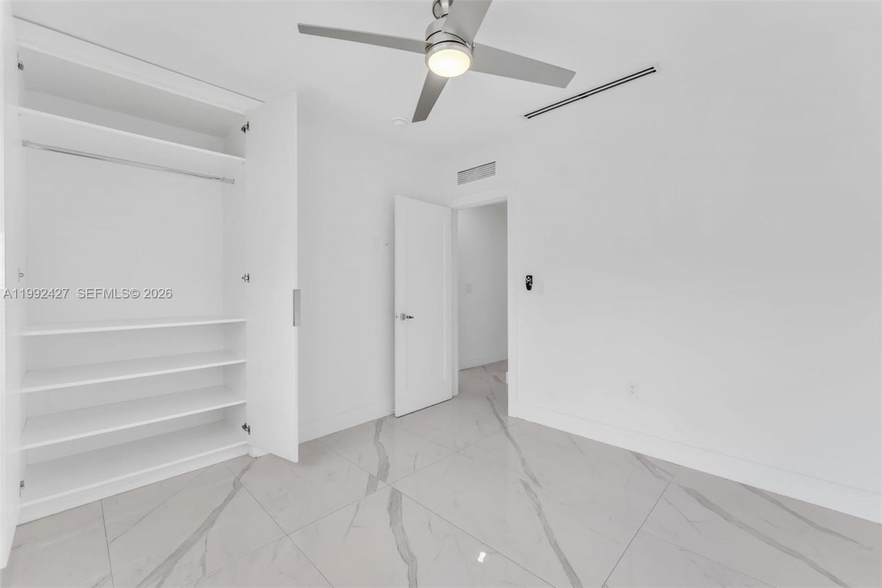 875 E 8th St , Hialeah, FL 33010 Photo