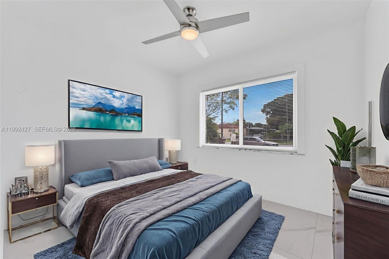 875 E 8th St , Hialeah, FL 33010 Photo