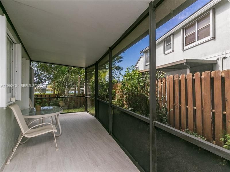 4731 Grapevine Way, Davie, FL 33331 Photo