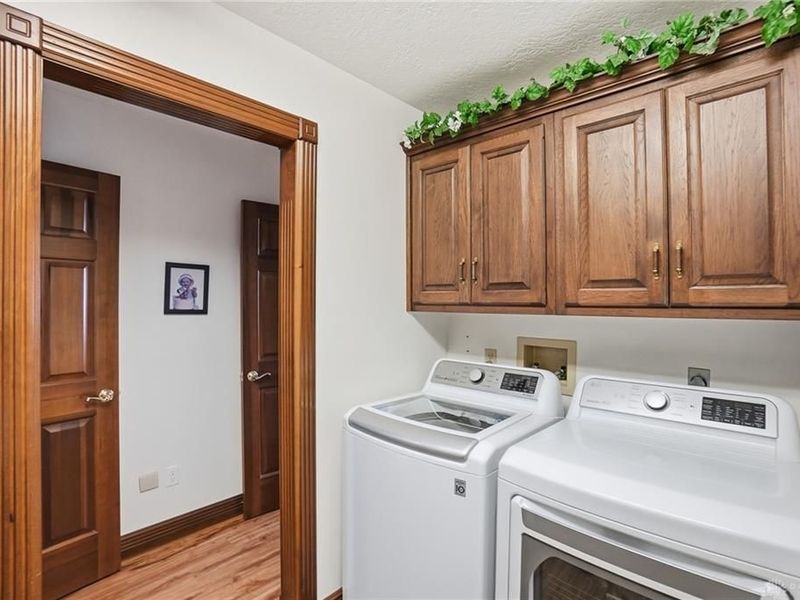 610 Stonecress Drive, Tipp City, OH 45371 Photo 24