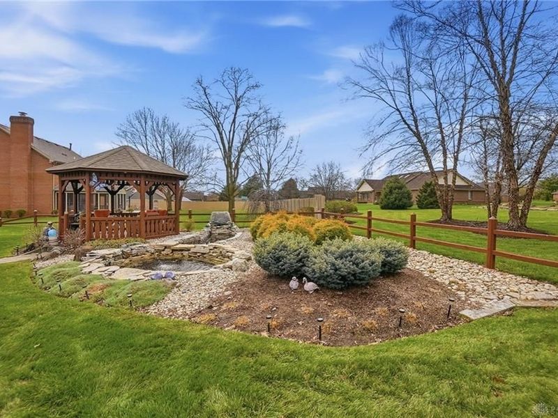 610 Stonecress Drive, Tipp City, OH 45371 Photo 46