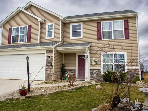 1904 Waynedale Drive, Garrett, IN 46738