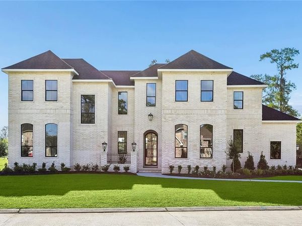 15 OAK HILLS Lane , New Orleans, LA 70131