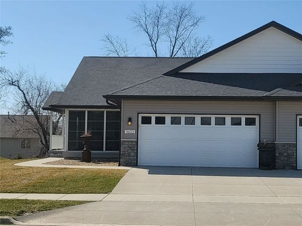 1603 Petrus NE, Cedar Rapids, IA 52402