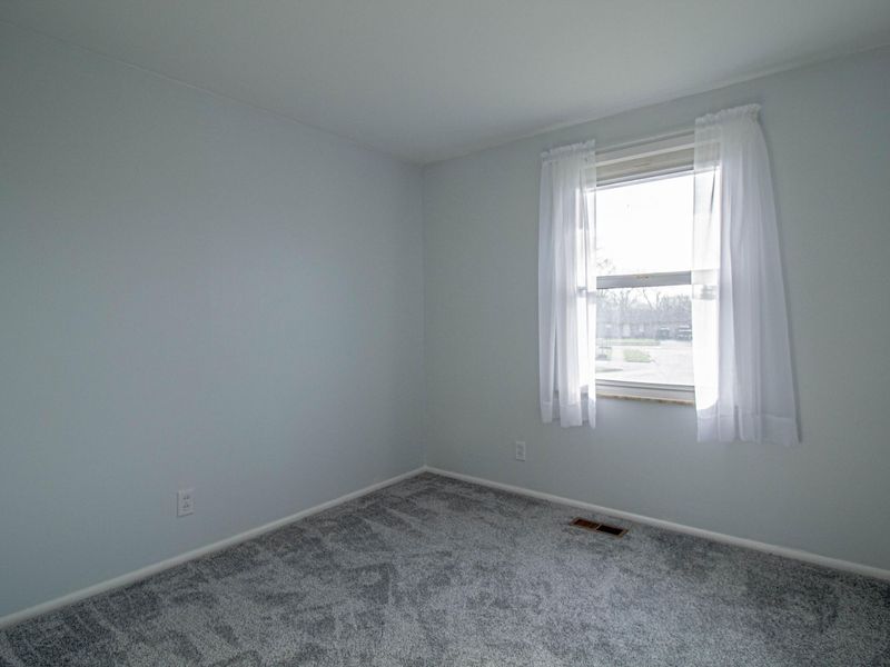 489 Caldwell Circle, New Carlisle, OH 45344 Photo 10