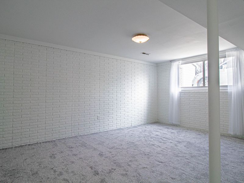 489 Caldwell Circle, New Carlisle, OH 45344 Photo 12