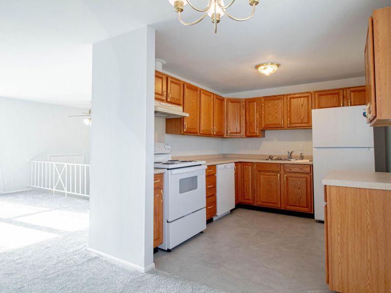 489 Caldwell Circle, New Carlisle, OH 45344 Photo 5