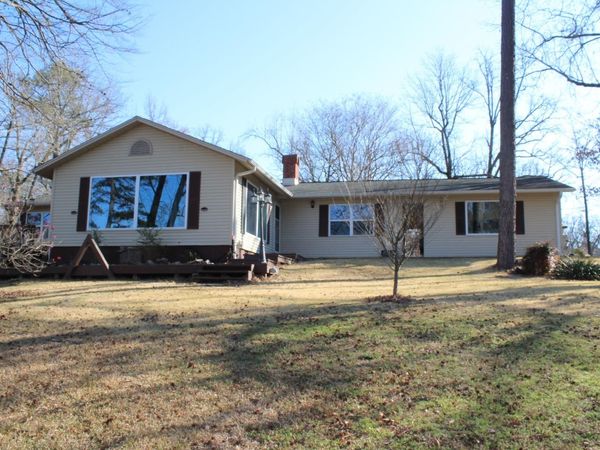 330 N Park Avenue, Lockesburg, AR 71846