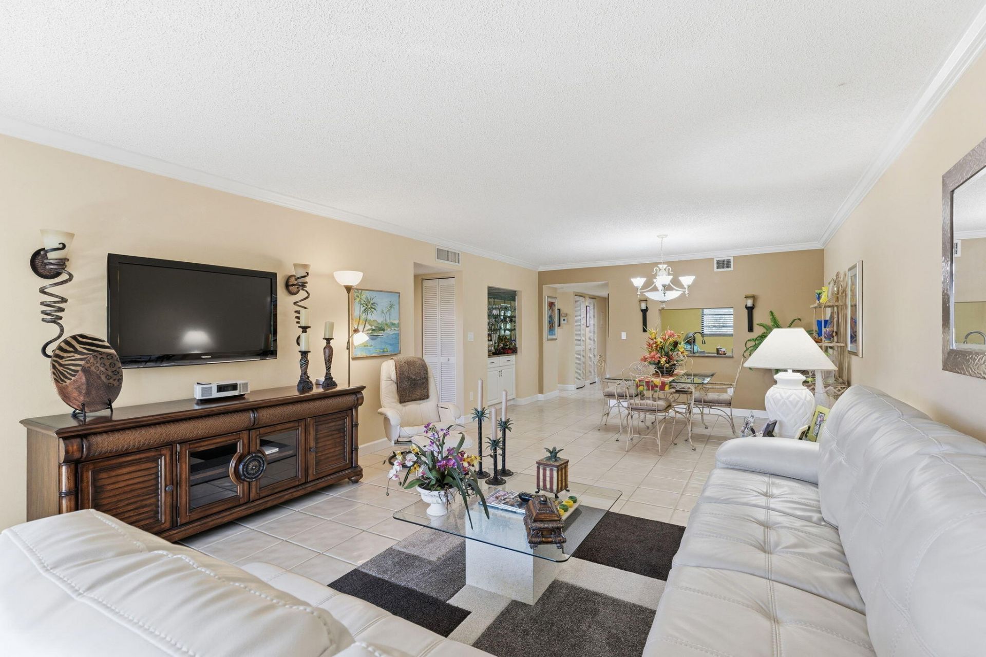 16091 Blatt Boulevard, Unit 304, Weston, FL 33326 Photo