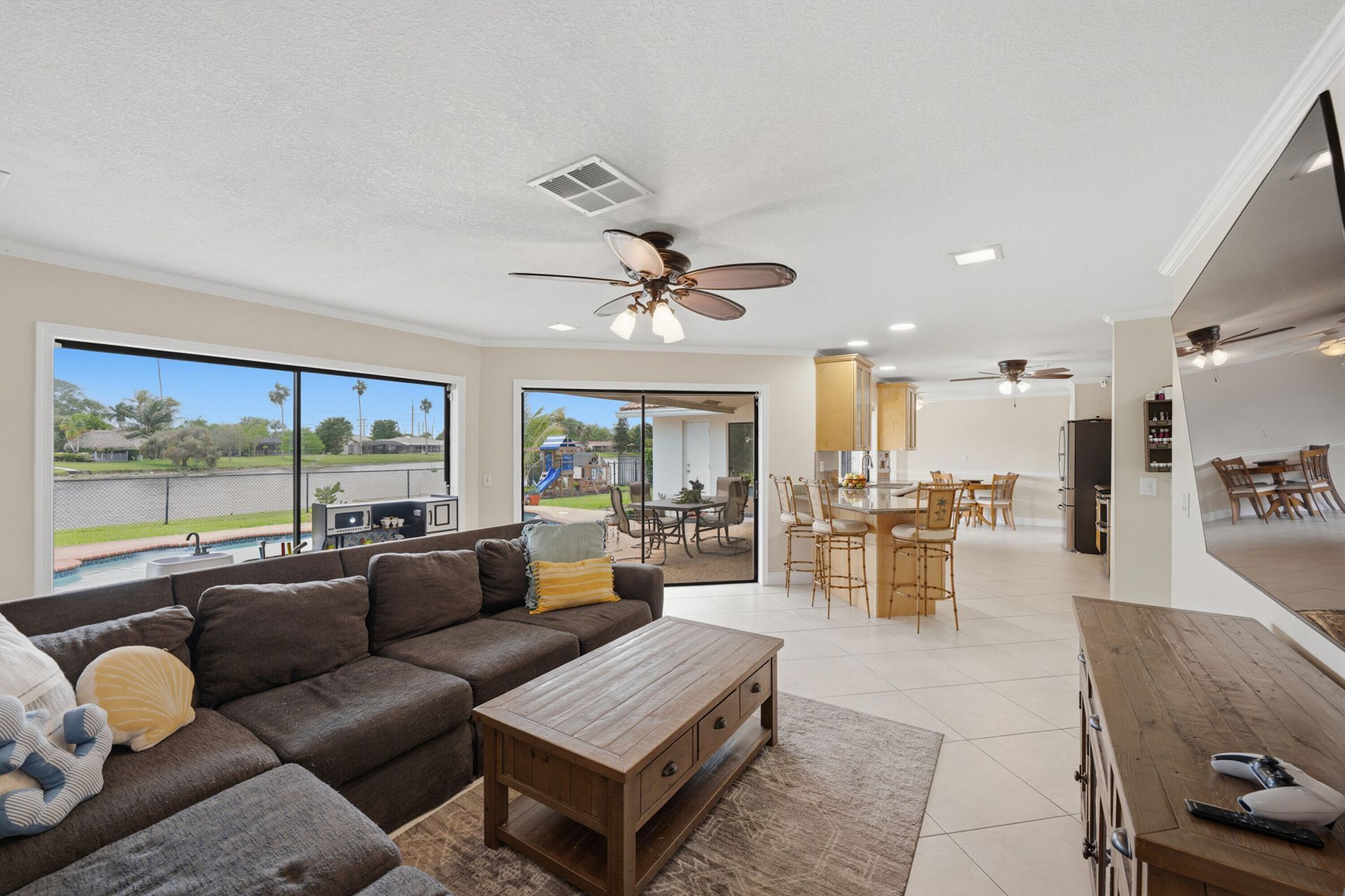 10108 NW 1st Manor, Coral Springs, FL 33071 Photo