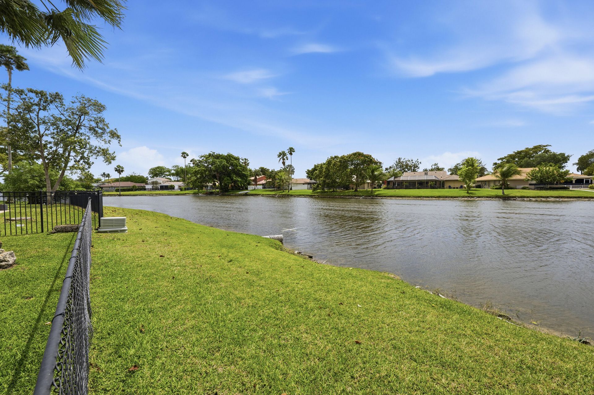 10108 NW 1st Manor, Coral Springs, FL 33071 Photo