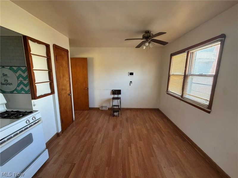 12507 Corlett Avenue , Cleveland, OH 44105 Photo 6