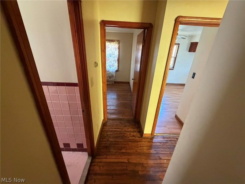 12507 Corlett Avenue , Cleveland, OH 44105 Photo 9