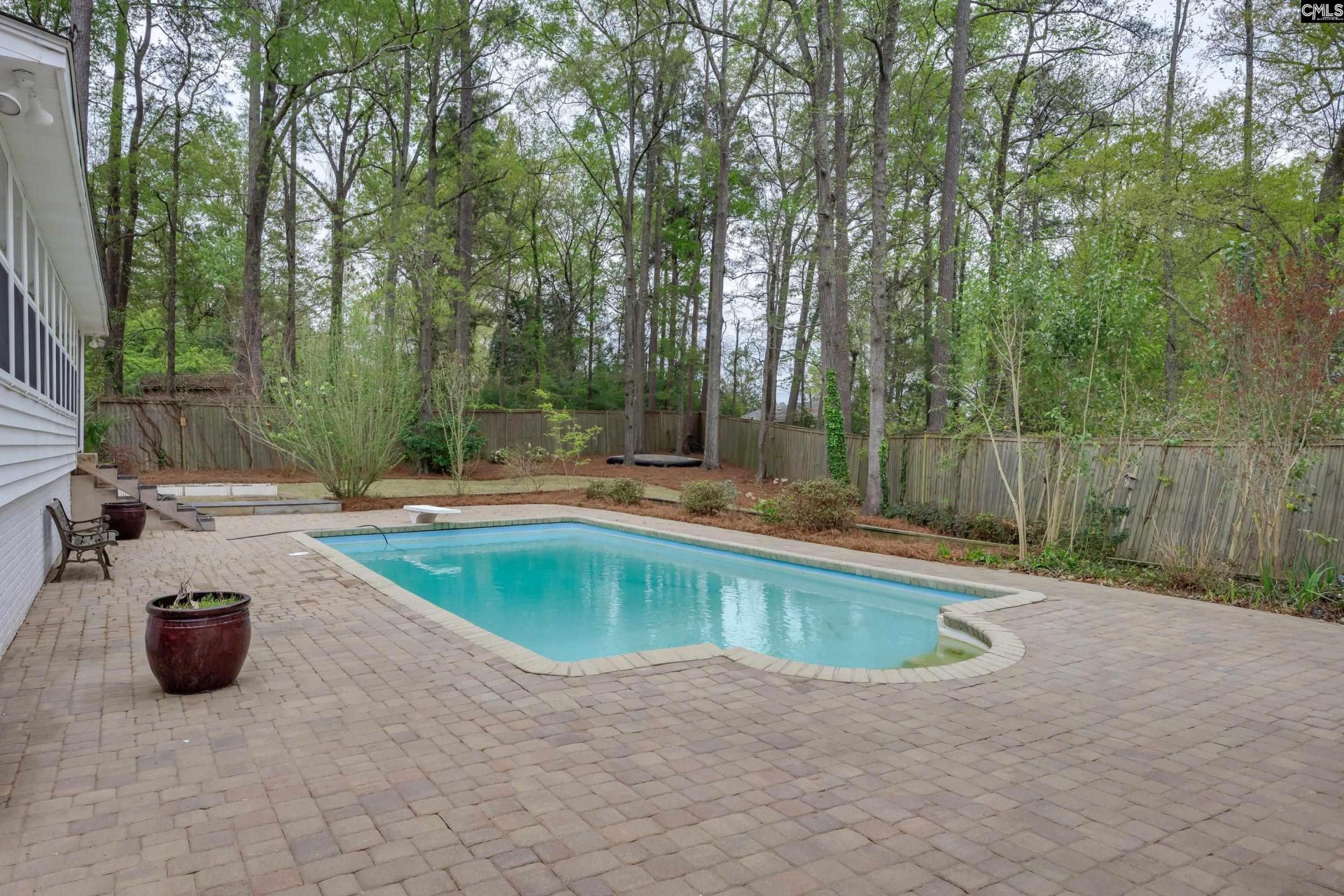 262 Sandhurst Road  Photo 4