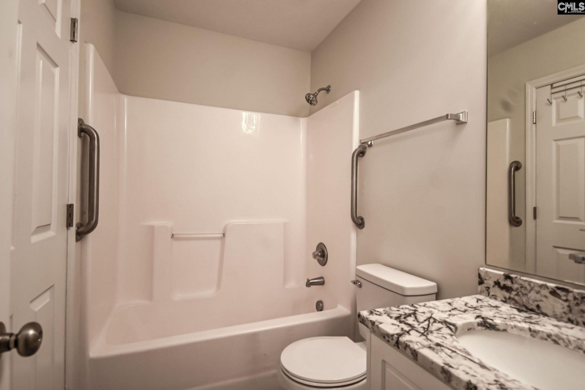 451 Regency Park  Photo 12