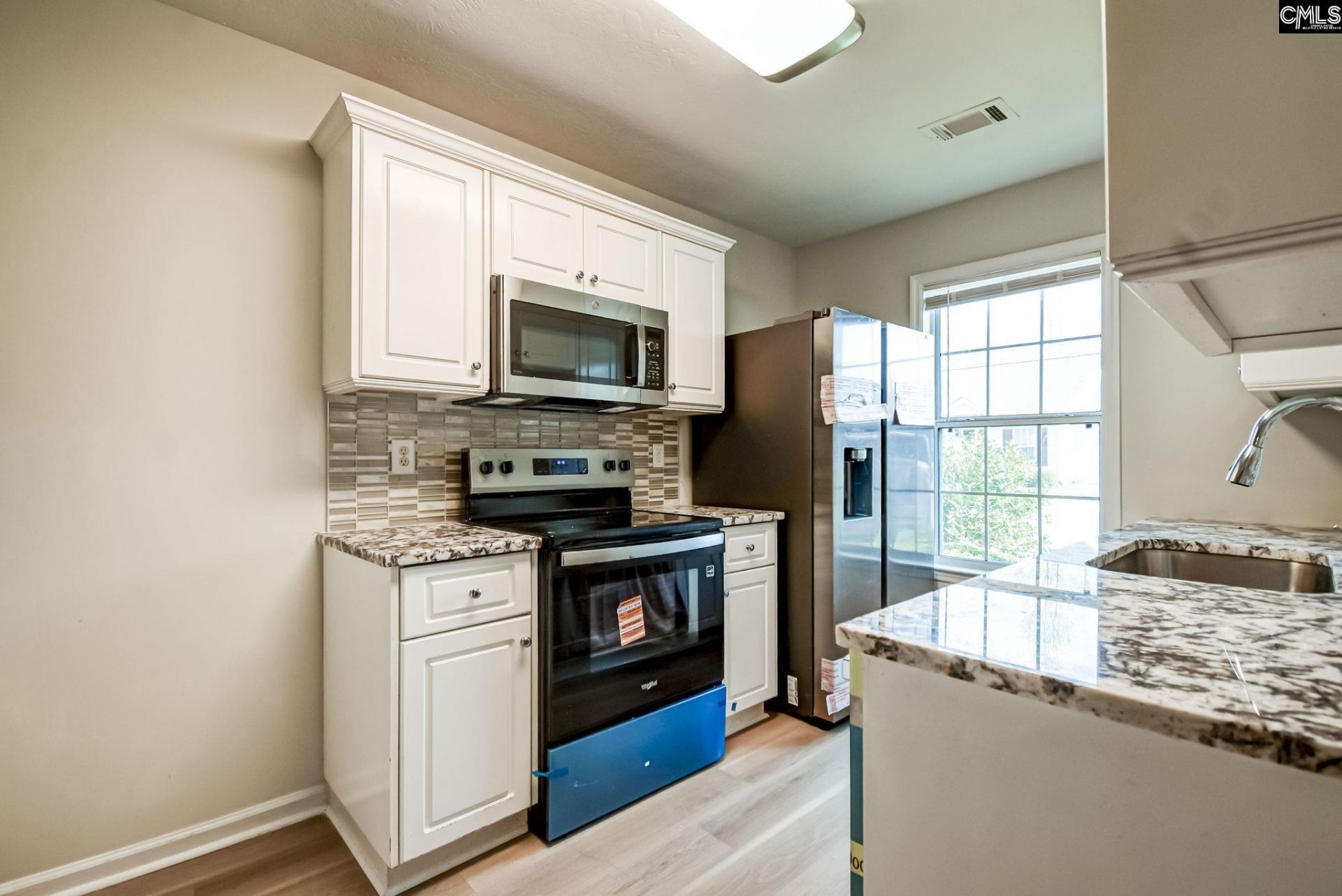 451 Regency Park  Photo 16