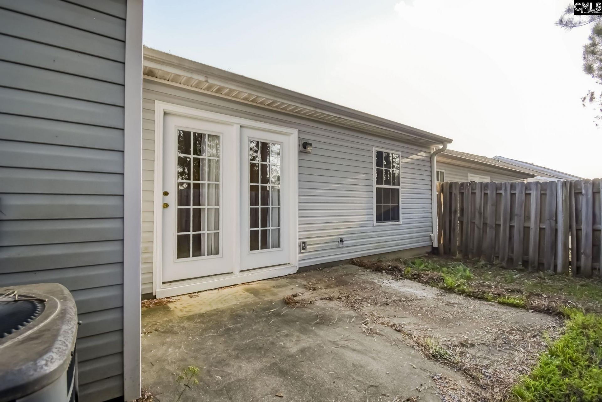 451 Regency Park  Photo 20