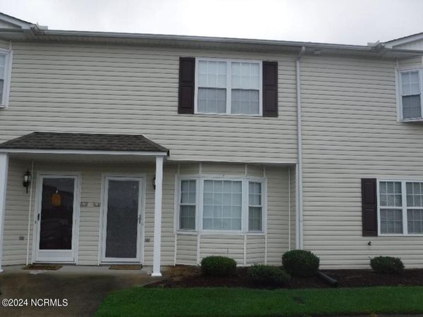 2148 Flagstone Court, Unit L2, Greenville, NC 27834