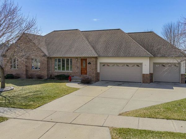 35 Harrison Lane, Reedsburg, WI 53959