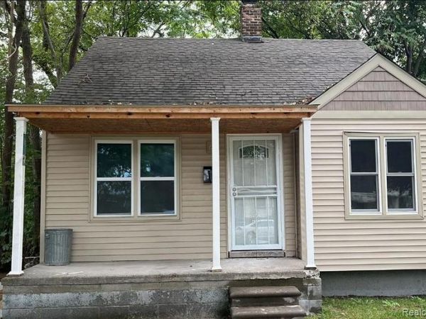 19344 Bradford Street, Detroit, MI 48205