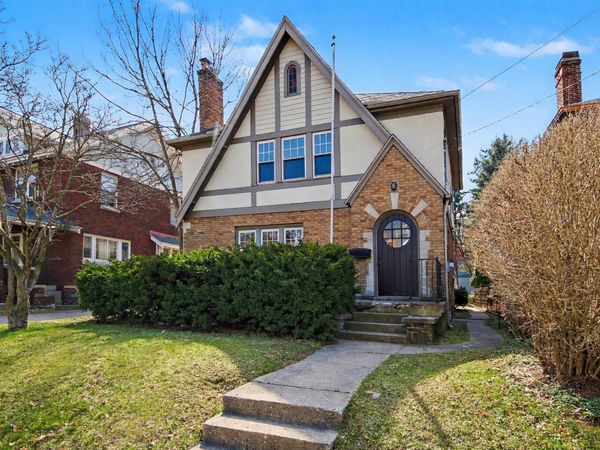 138 Burton Street SE, Grand Rapids, MI 49507