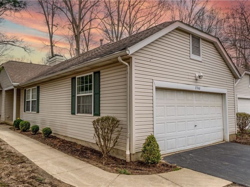 2760 Stockman Court, Stow, OH 44224 Photo 2