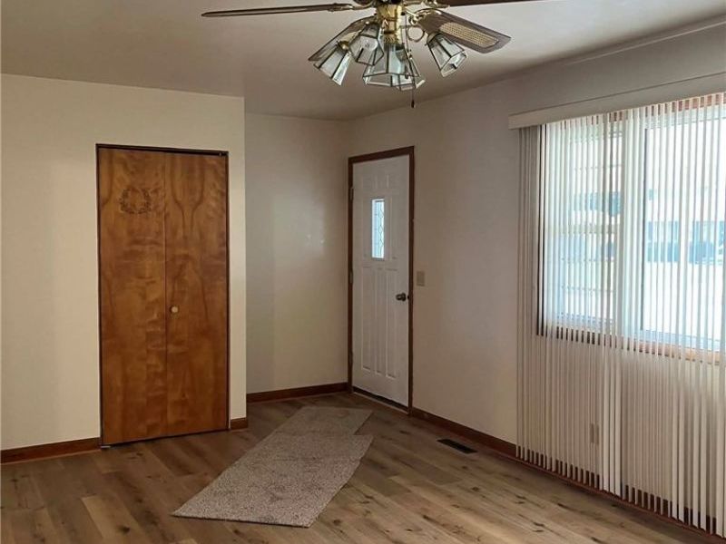 142 Essex Road, Mansfield, OH 44904 Photo 4