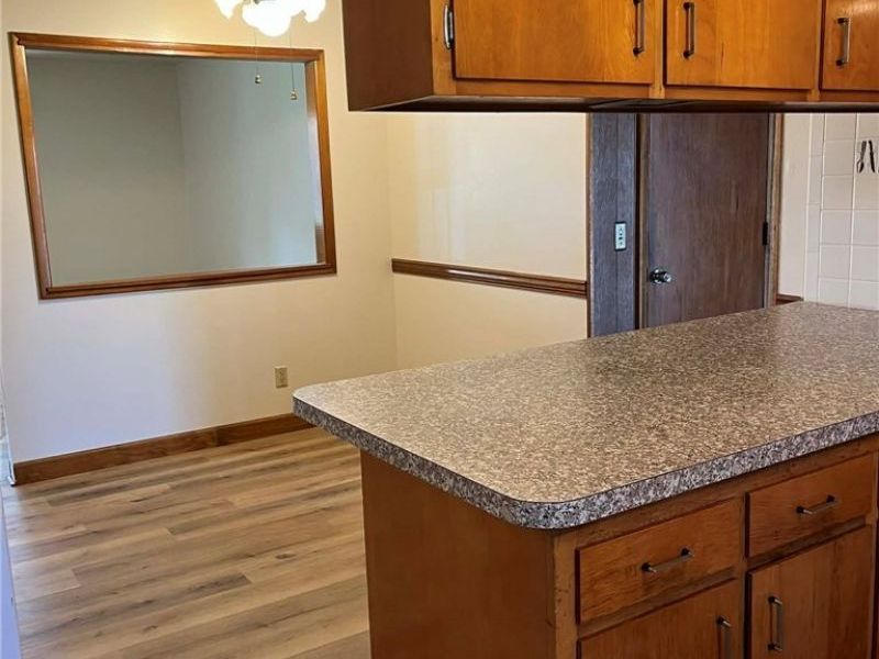 142 Essex Road, Mansfield, OH 44904 Photo 5