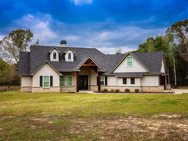 845 FM 31 , De Berry, TX 75639